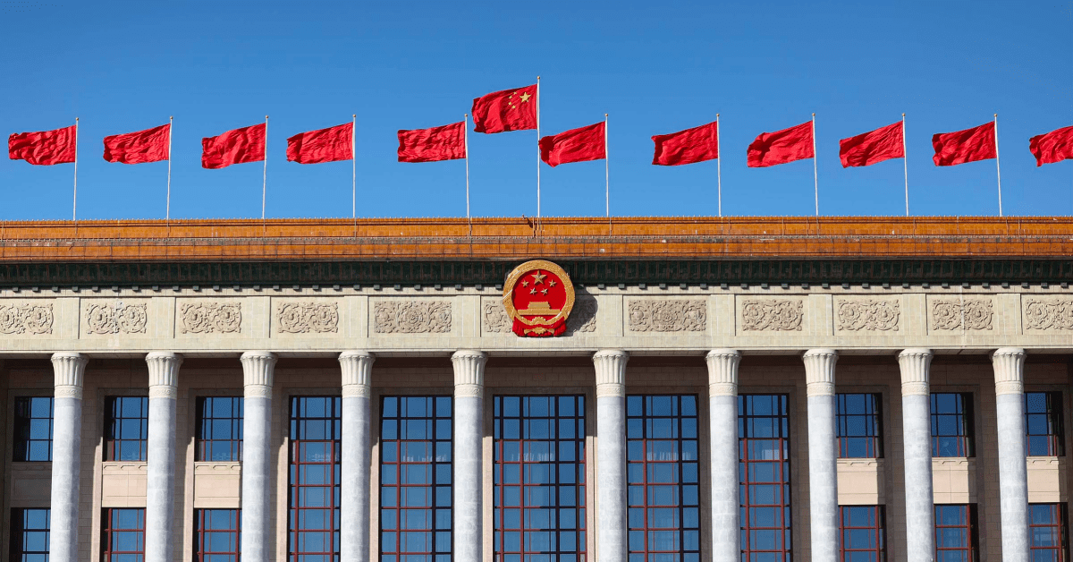 中国经济:曙光初现,风险仍存